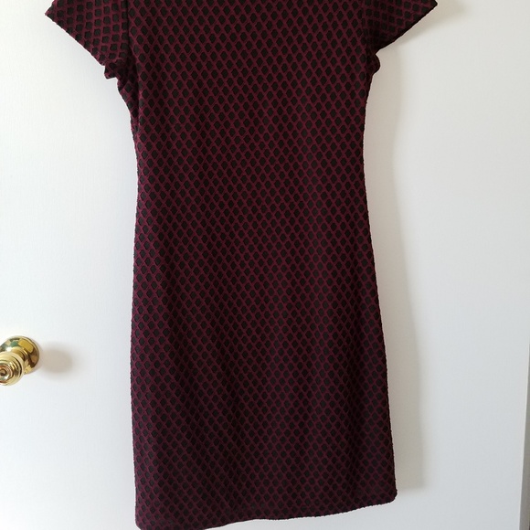 Max Studio Dress Women's Small Red/Black - Picture 4 of 4